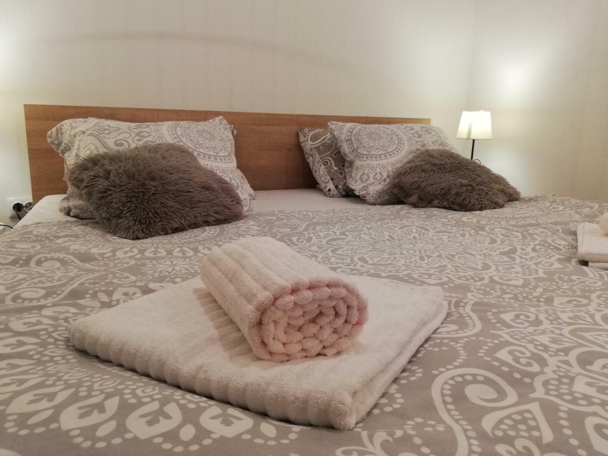 Apartment Henna PUY מראה חיצוני תמונה