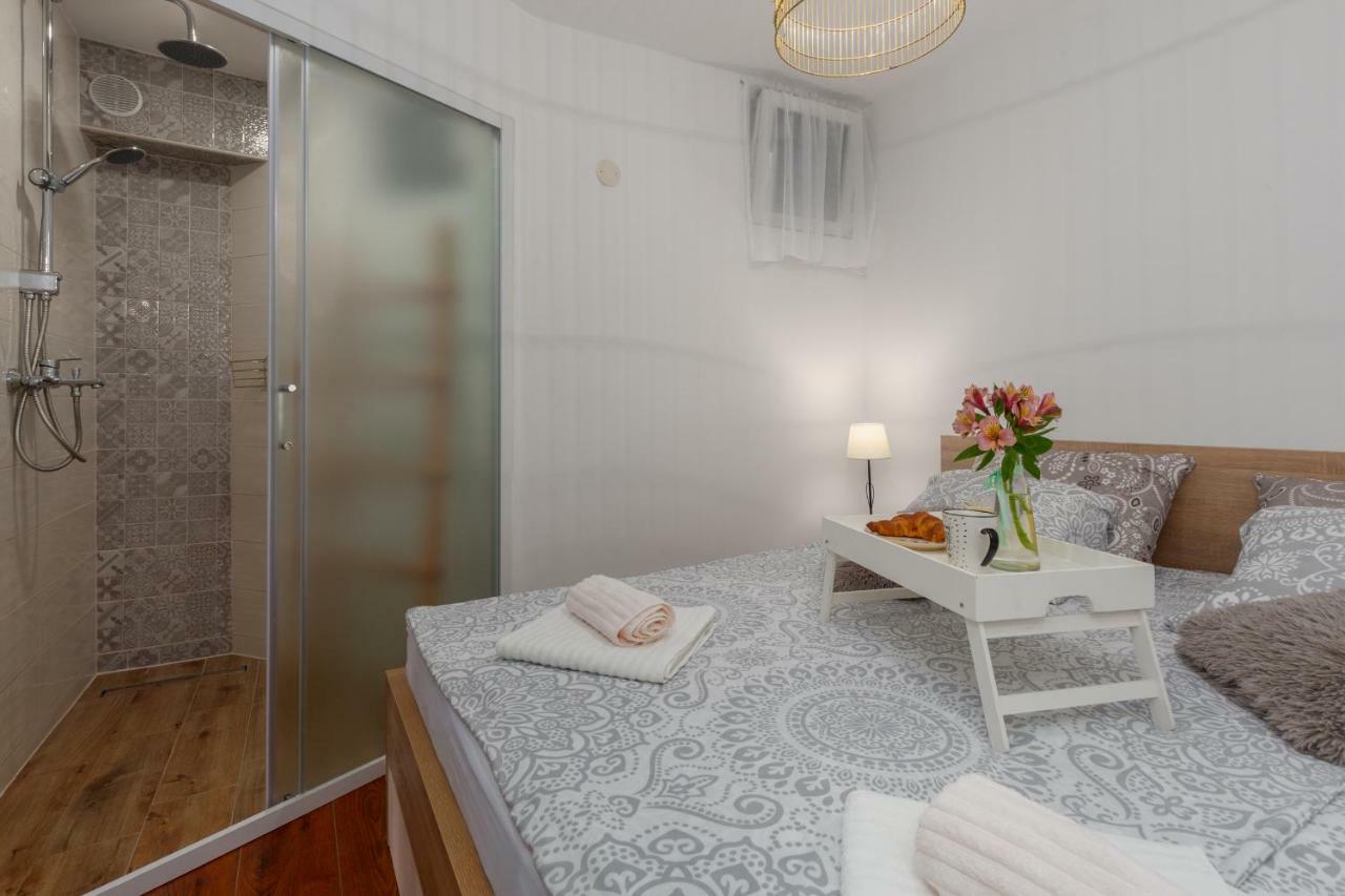 Apartment Henna PUY מראה חיצוני תמונה